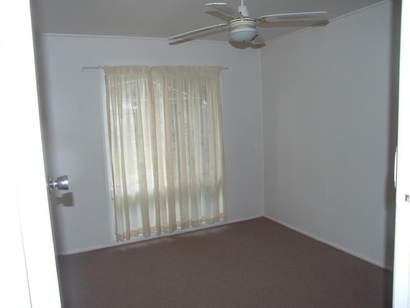 17 Tingira Tce, Scarness QLD 4655