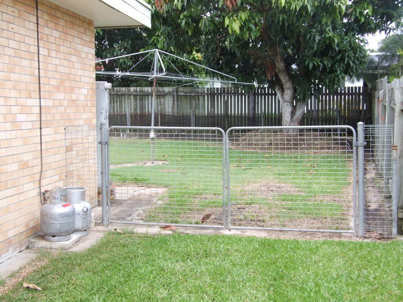 17 Tingira Tce, Scarness QLD 4655