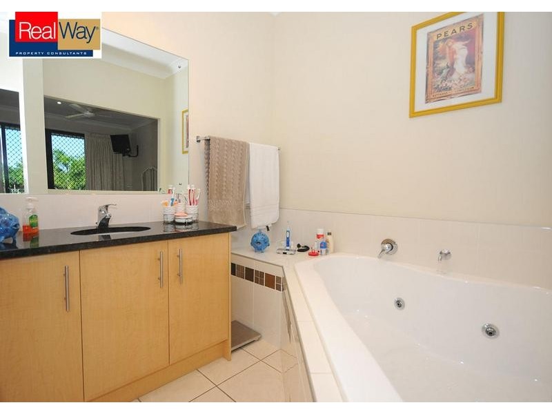 16 Eagle Beach Rd, Dundowran Beach QLD 4655