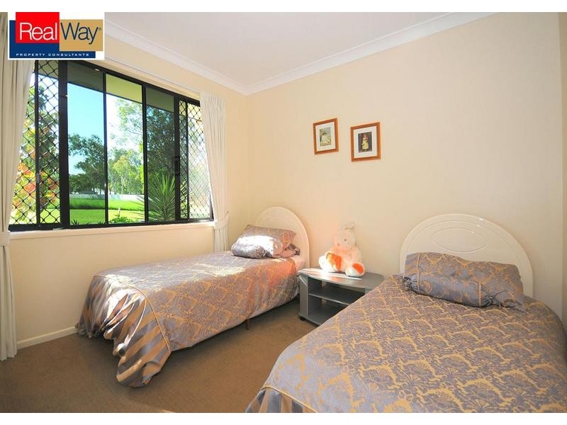 16 Eagle Beach Rd, Dundowran Beach QLD 4655