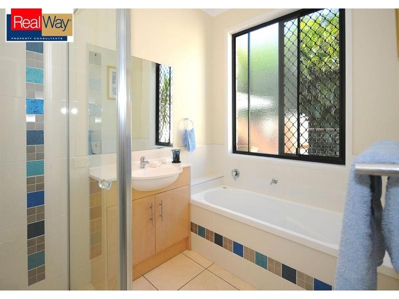 16 Eagle Beach Rd, Dundowran Beach QLD 4655