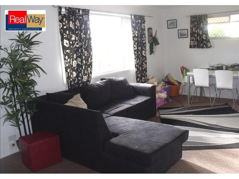 5 Hayworth St, Point Vernon QLD 4655