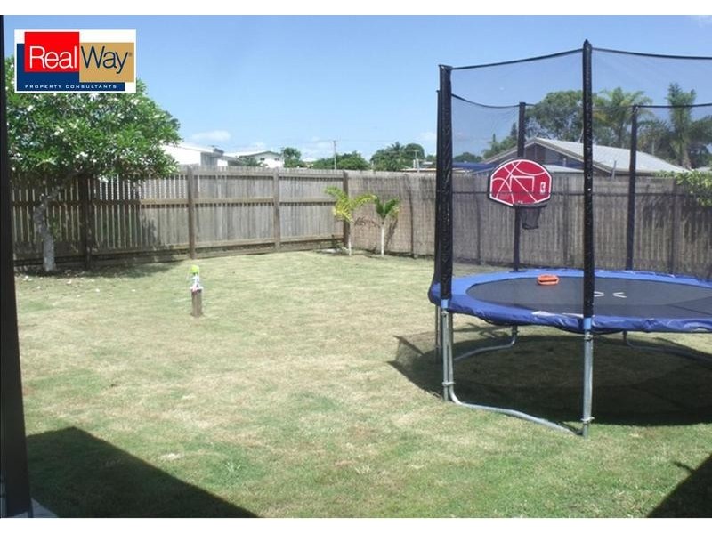 5 Hayworth St, Point Vernon QLD 4655