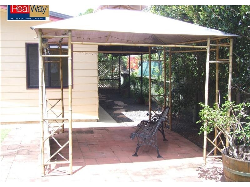 49 Corser St, Point Vernon QLD 4655