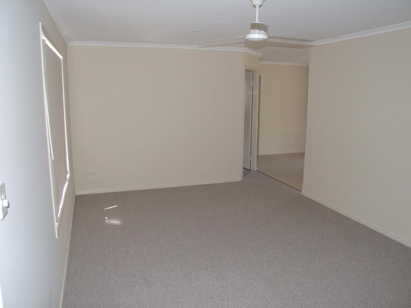 2 Alison Dr, Torquay QLD 4655