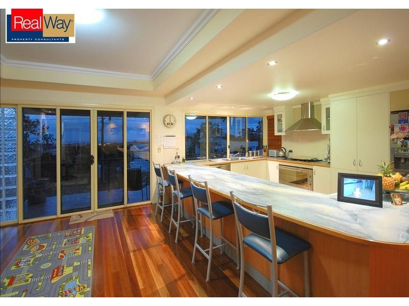 8 Regency Ave, Urraween QLD 4655