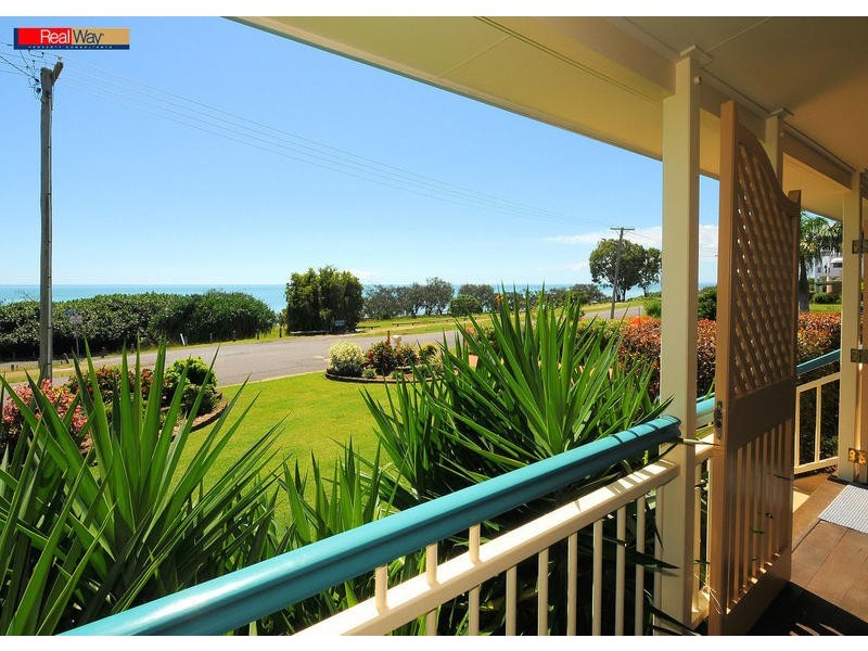 85 Esplanade, Point Vernon QLD 4655
