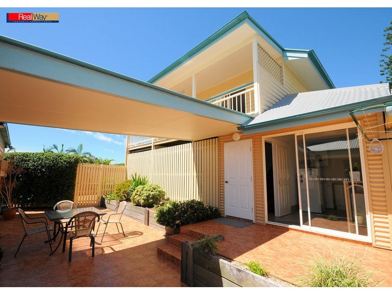 85 Esplanade, Point Vernon QLD 4655