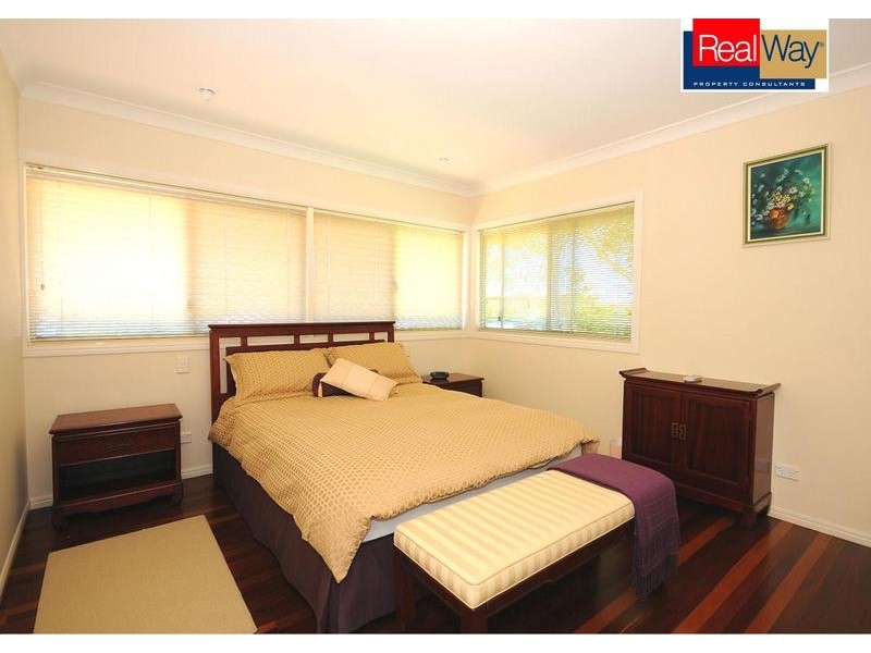 85 Esplanade, Point Vernon QLD 4655