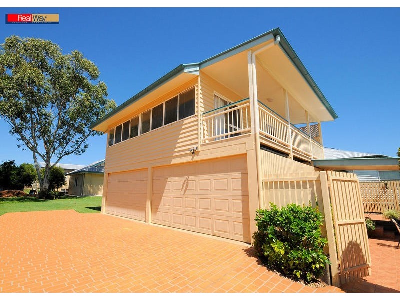 85 Esplanade, Point Vernon QLD 4655