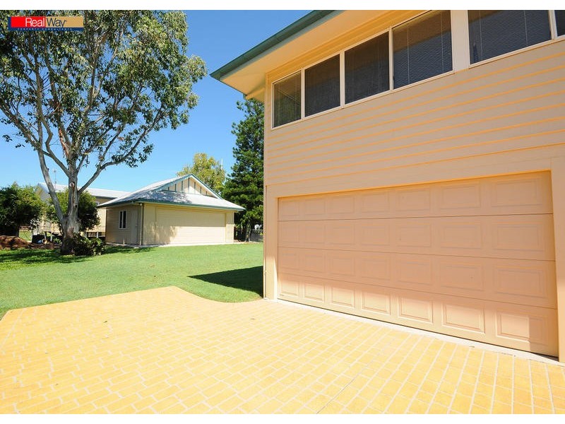 85 Esplanade, Point Vernon QLD 4655