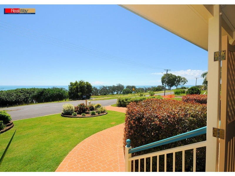 85 Esplanade, Point Vernon QLD 4655