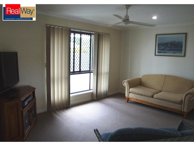 1/ 62 Pembridge Cct, Urraween QLD 4655
