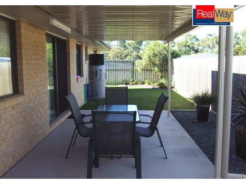 2/ 62 Pembridge Cct, Urraween QLD 4655