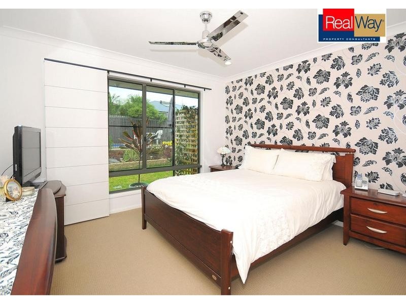 67 Samarai Dr, Kawungan QLD 4655