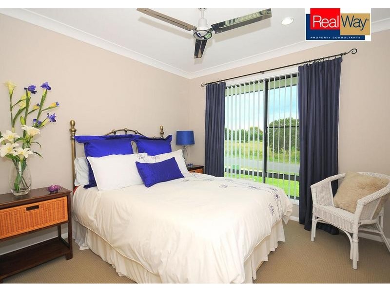 67 Samarai Dr, Kawungan QLD 4655