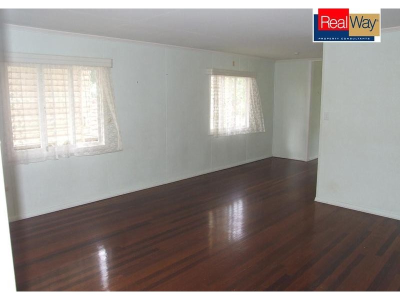 32 John St, Scarness QLD 4655