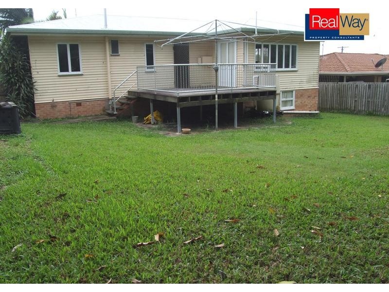 32 John St, Scarness QLD 4655