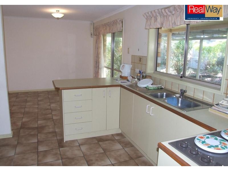 80 North St, Point Vernon QLD 4655