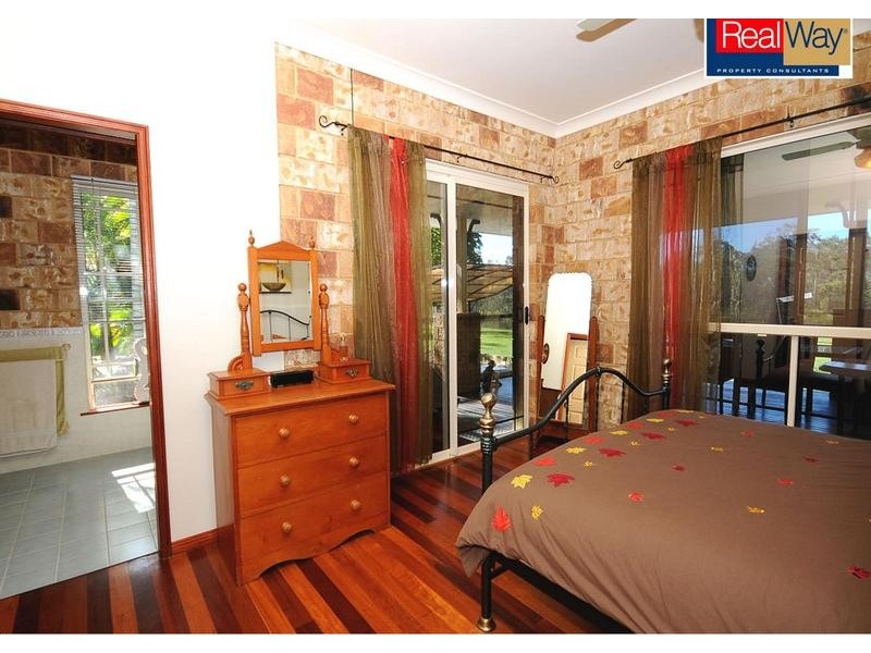 324 Honeyeater Dr, Walligan QLD 4655