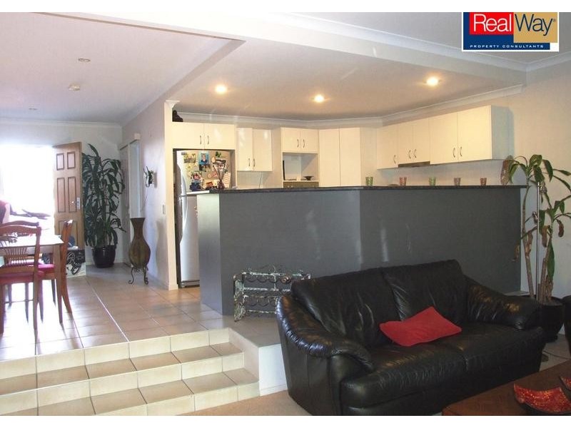 17 30 East St, Scarness QLD 4655