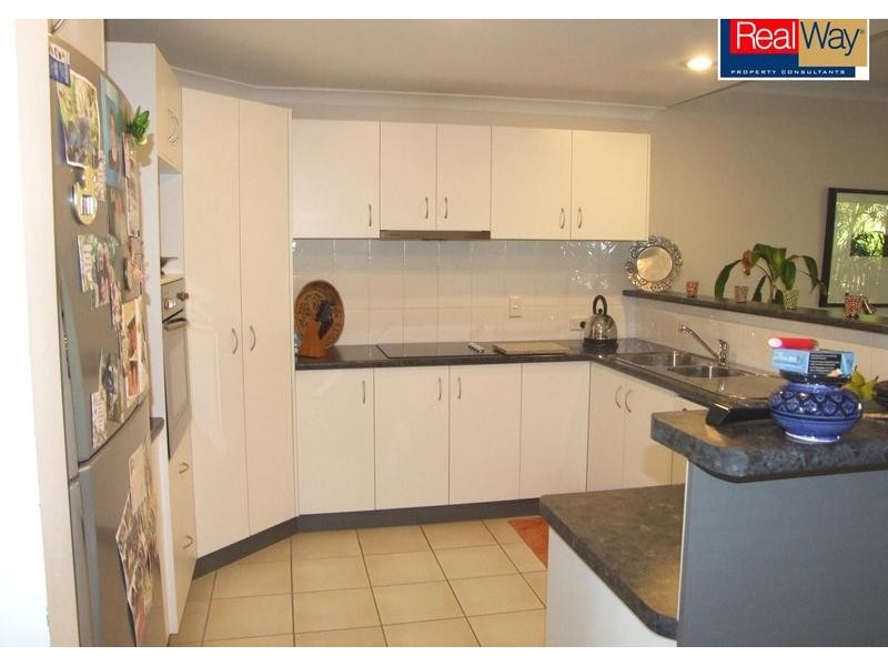 17 30 East St, Scarness QLD 4655