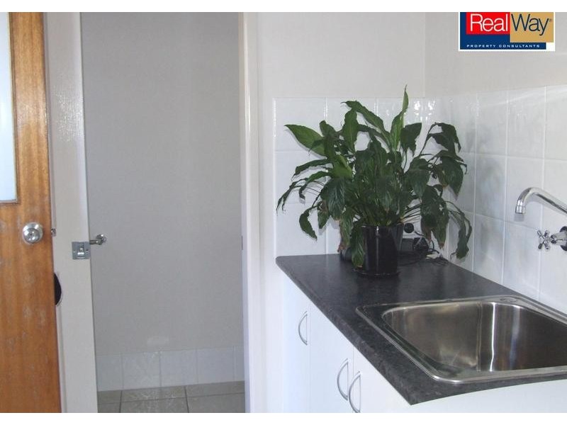 17 30 East St, Scarness QLD 4655
