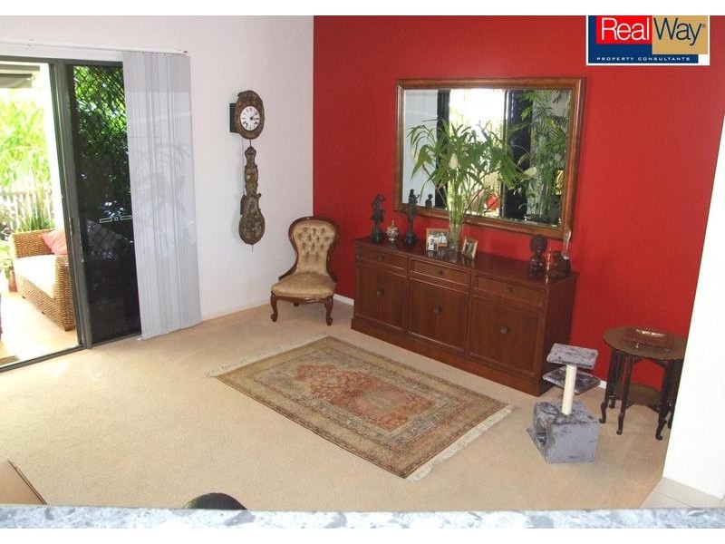 17 30 East St, Scarness QLD 4655