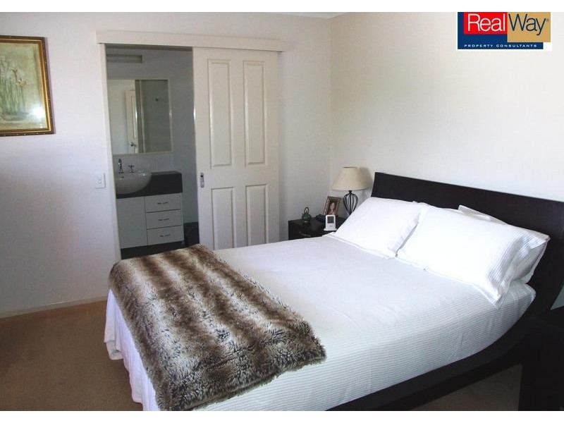 17 30 East St, Scarness QLD 4655
