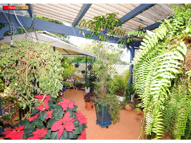 2 William St, Urangan QLD 4655