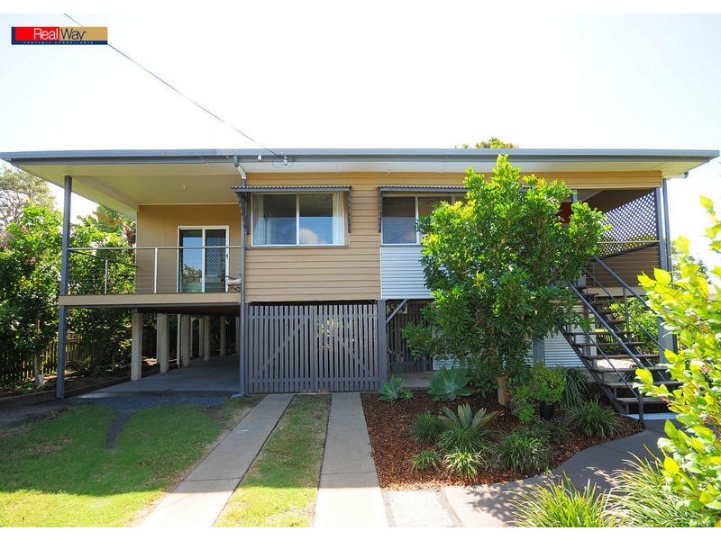 22 Truro St, Torquay QLD 4655