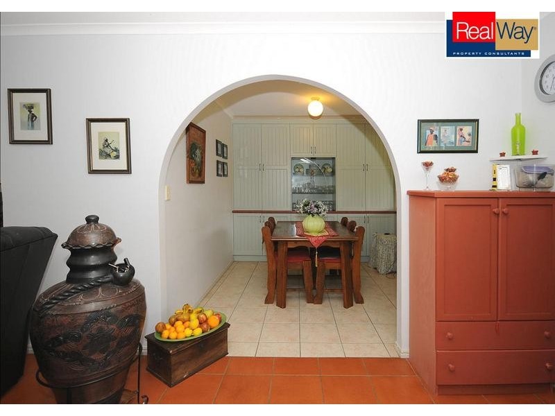 1 Merrilyn Crt, Urangan QLD 4655