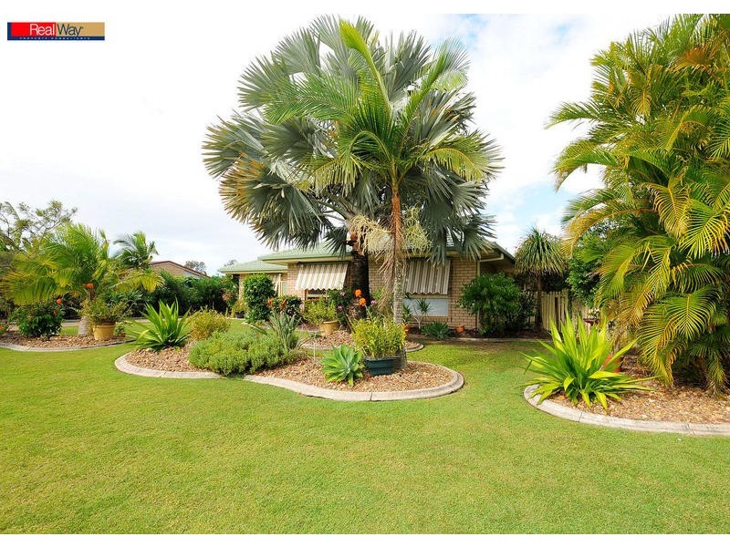 1 Merrilyn Crt, Urangan QLD 4655