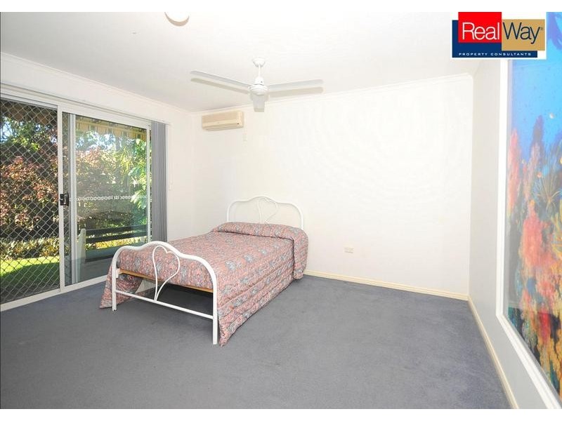 Point Vernon QLD 4655