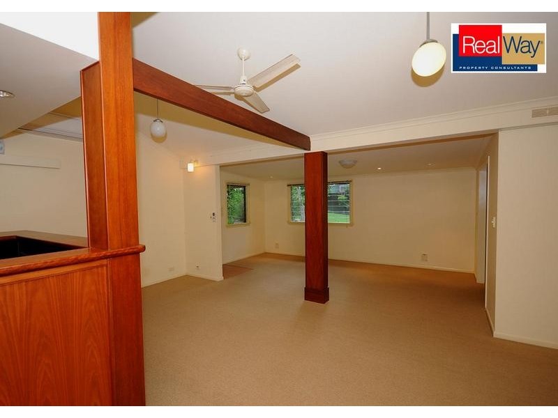 Sunshine Acres QLD 4655