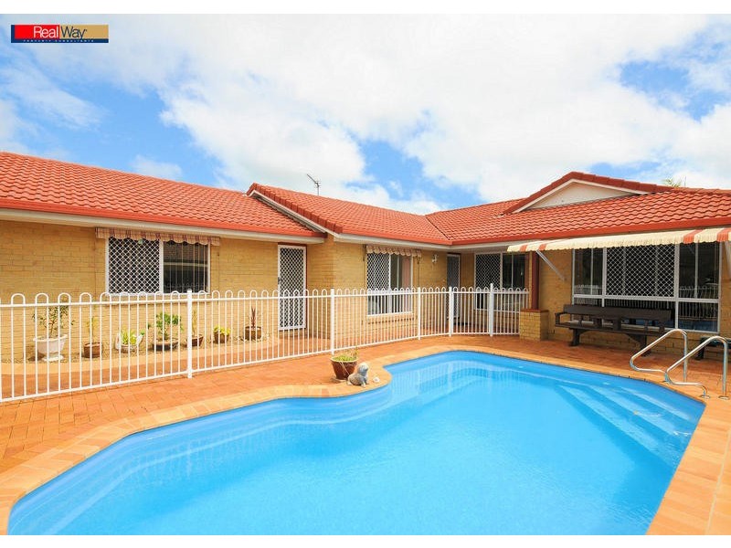 41 Kookaburra Dr, Eli Waters QLD 4655