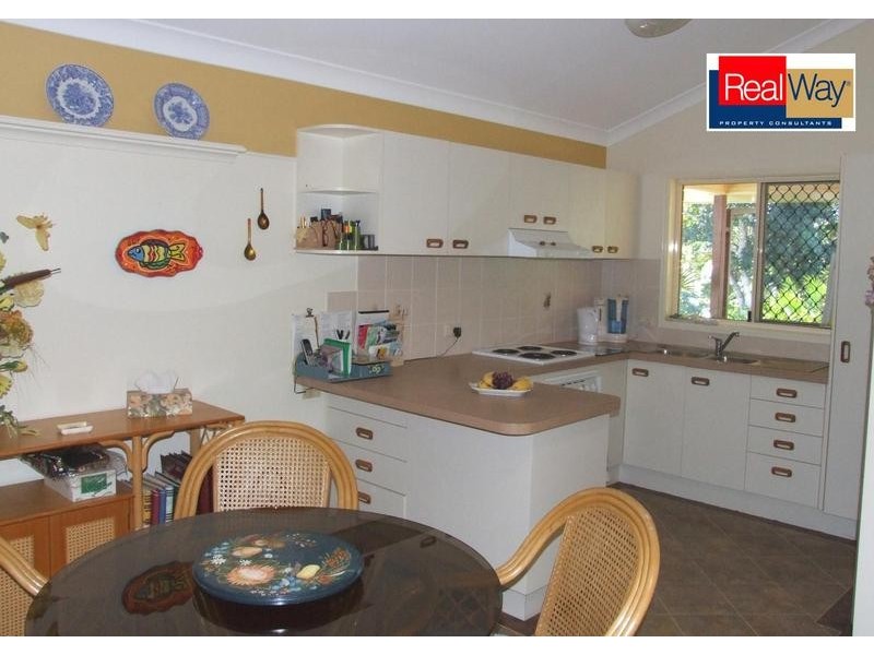 37/ 415-417 Boat Harbour Dr, Torquay QLD 4655