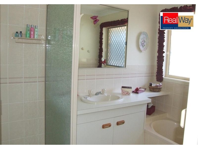 37/ 415-417 Boat Harbour Dr, Torquay QLD 4655