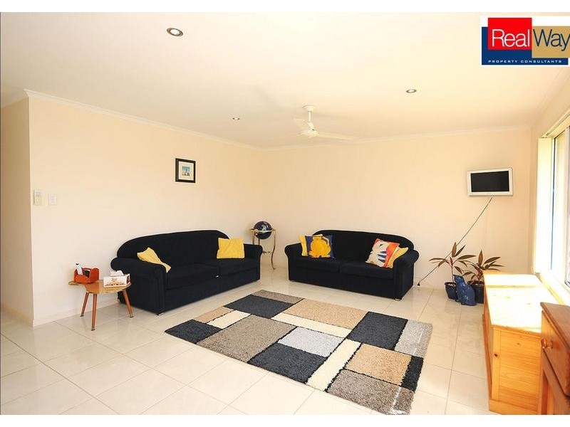 46 Rosewood Ave, Wondunna QLD 4655