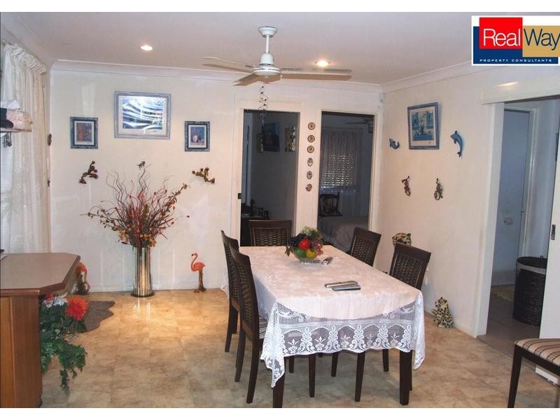 10 Granada Ct, Point Vernon QLD 4655