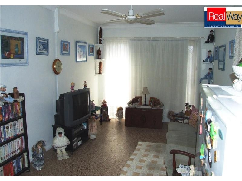 10 Granada Ct, Point Vernon QLD 4655