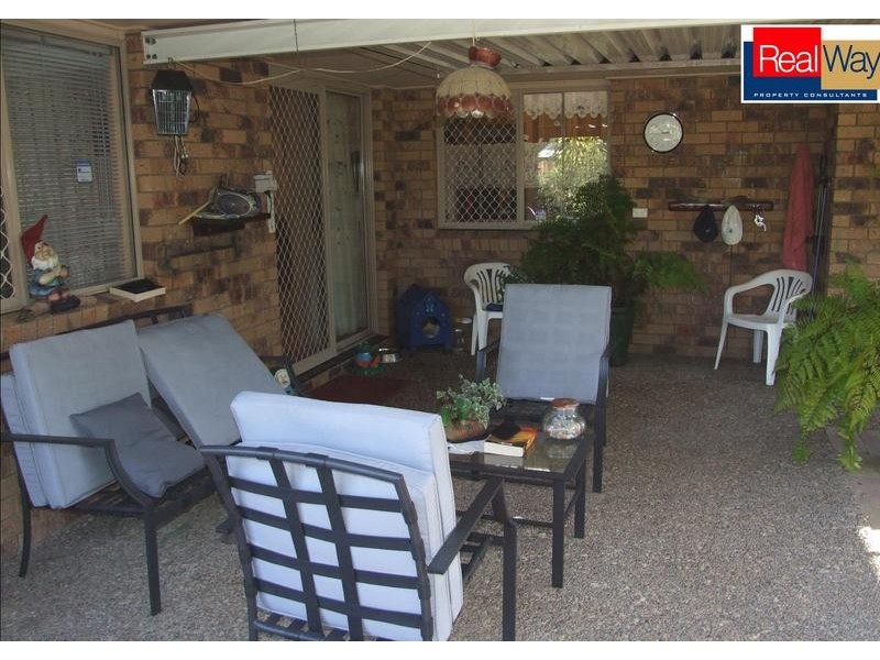 10 Granada Ct, Point Vernon QLD 4655