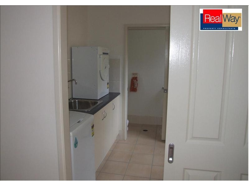 38 30 East St, Scarness QLD 4655