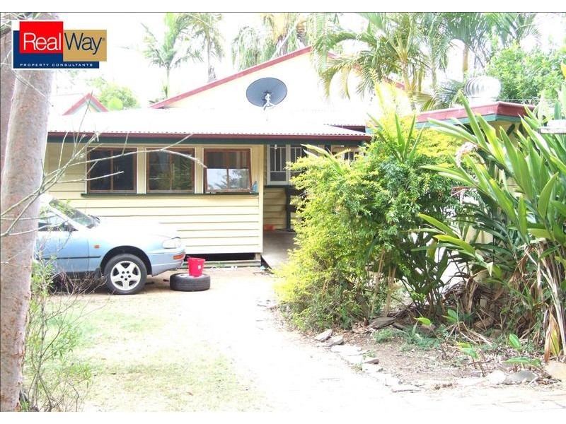 247 Torquay Terrace, Torquay QLD 4655