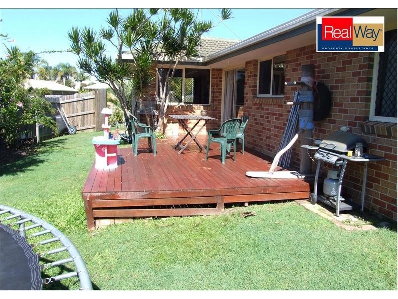 11 Princess Park Ct, Torquay QLD 4655