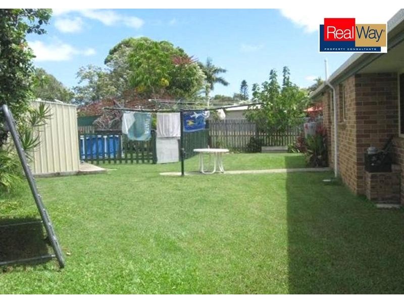 11 Princess Park Ct, Torquay QLD 4655