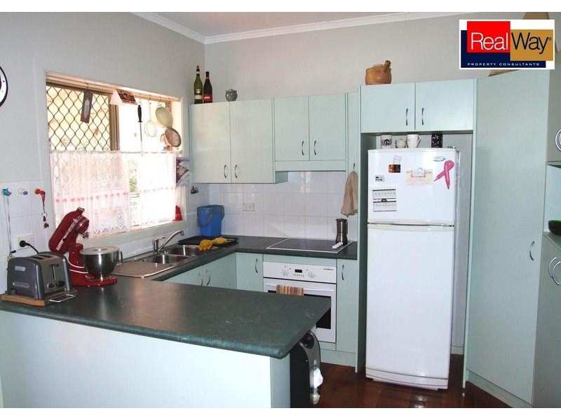 23 Mary St, Scarness QLD 4655