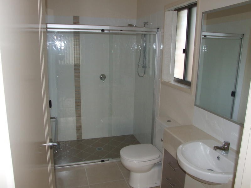 8 Morgan Cct, Urraween QLD 4655