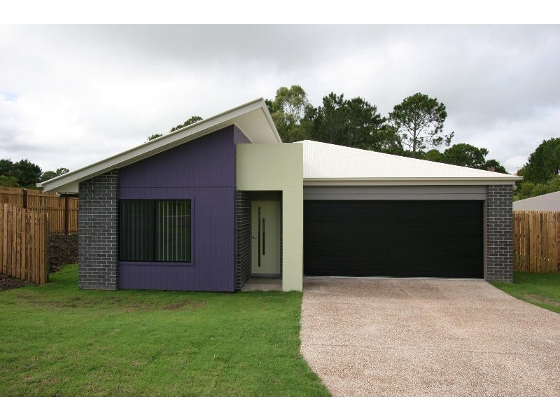 6 Morgan Cct, Urraween QLD 4655
