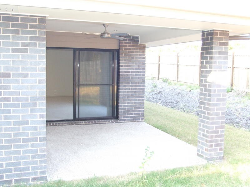 6 Morgan Cct, Urraween QLD 4655